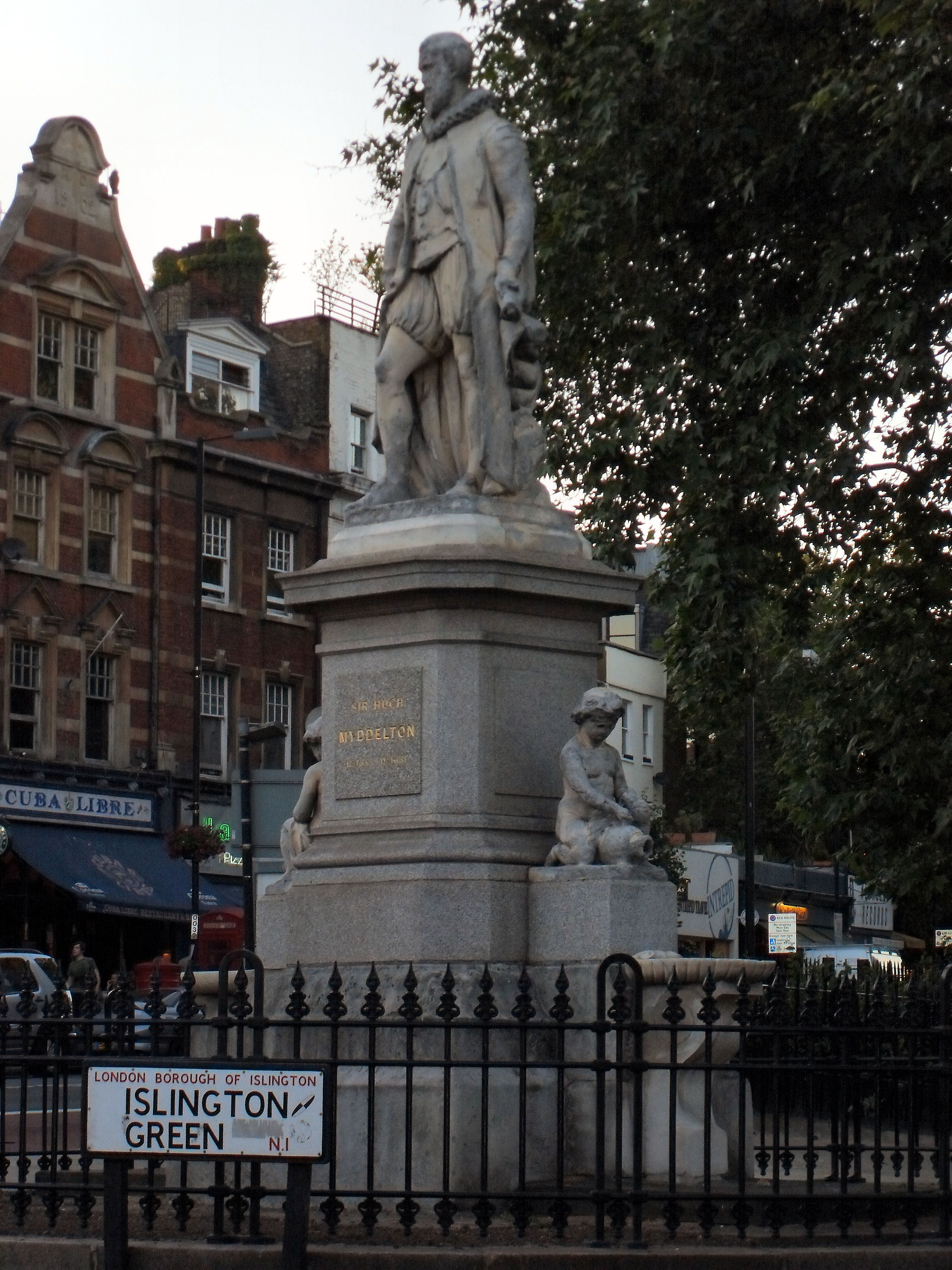 Sir Hugh Myddleton Statue Islington Green